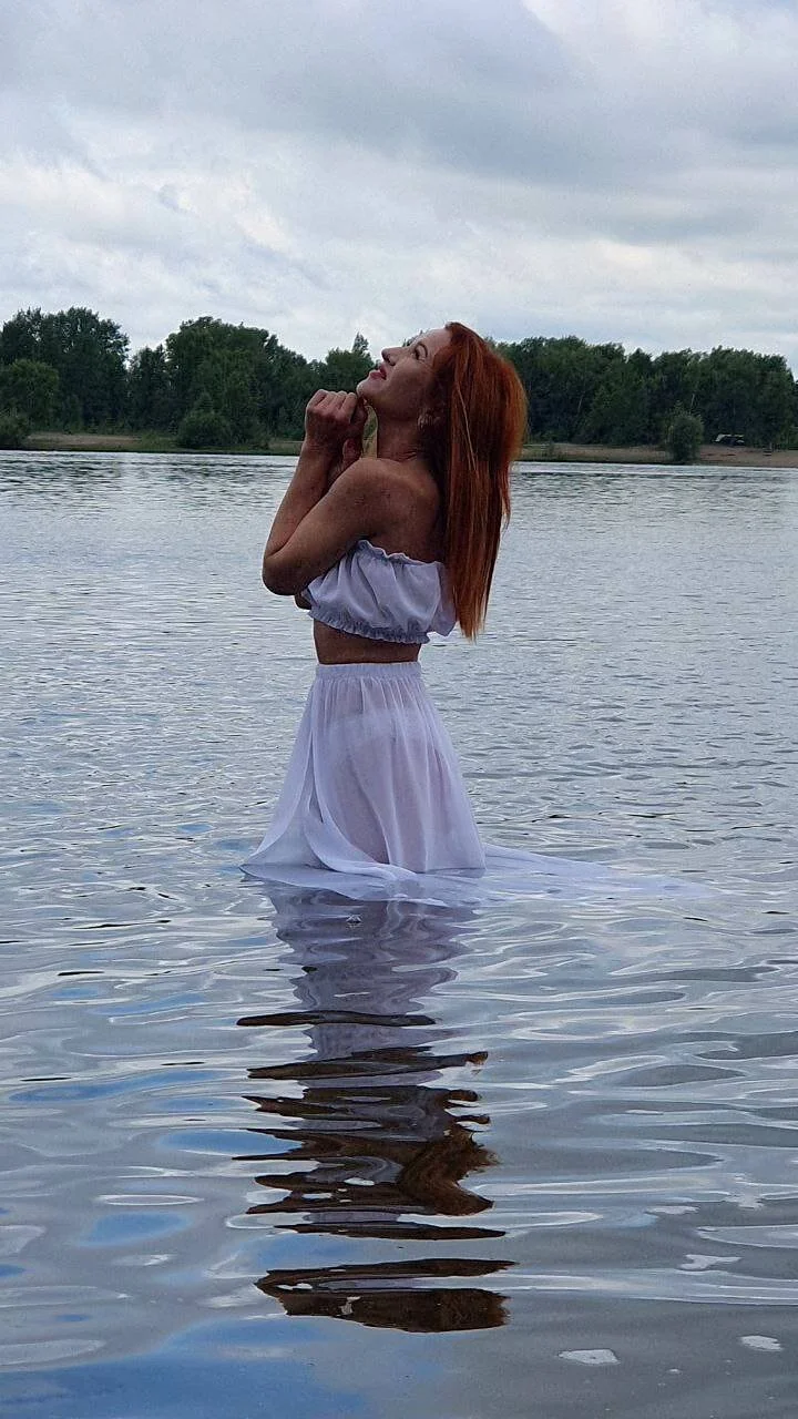 XXX Porn Photo of Nude Jullia_Moor 12
