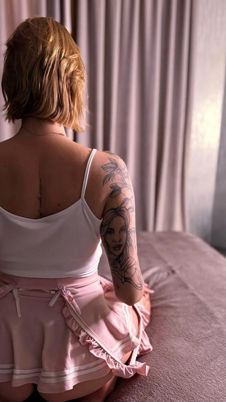 XXX Porn Photo of Nude AshleyTease 9