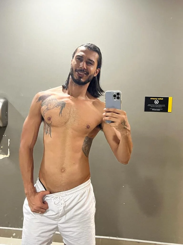XXX Porn Photo of Nude DERRYMASTER 4