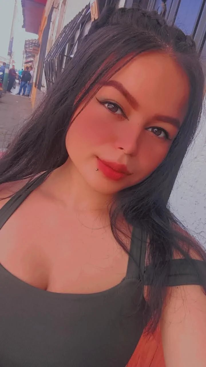 XXX Porn Photo of Nude Lenore_Dina 1