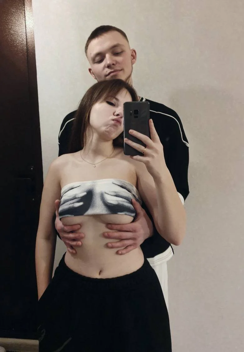 XXX Porn Photo of Nude VibestCouple 12