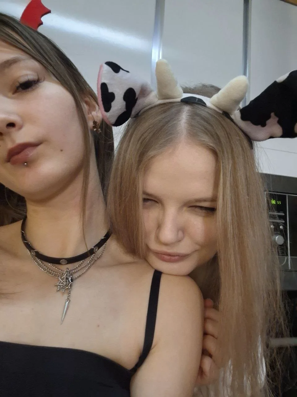 XXX Porn Photo of Nude DongMolt 203