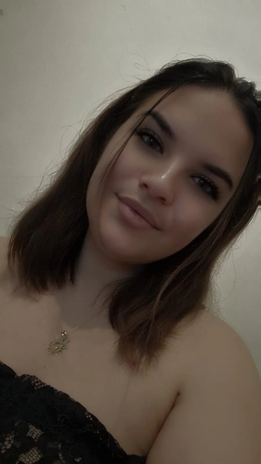 XXX Porn Photo of Nude Minnie_Ella 21