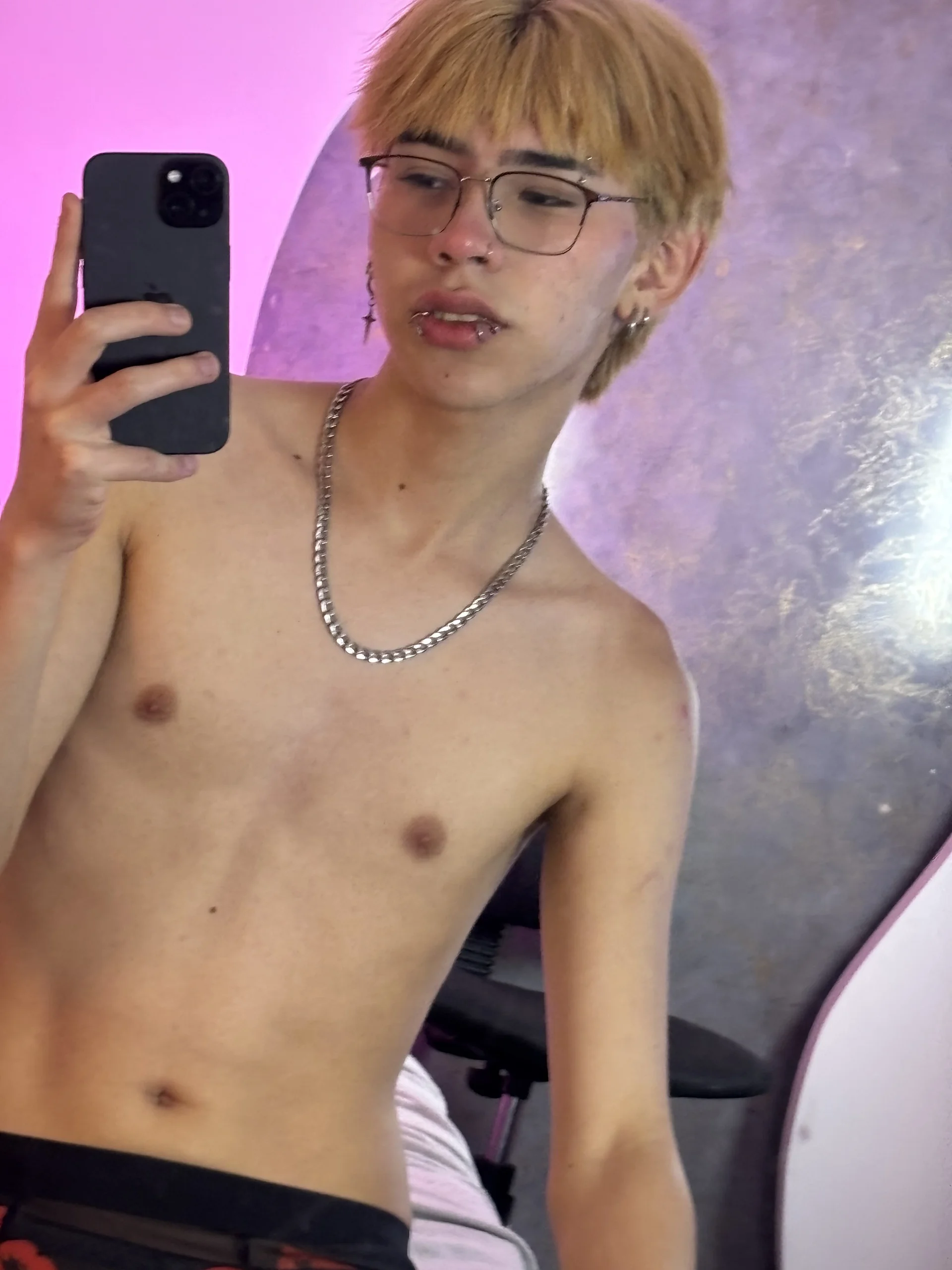 XXX Porn Photo of Nude Kim_Adrien 42