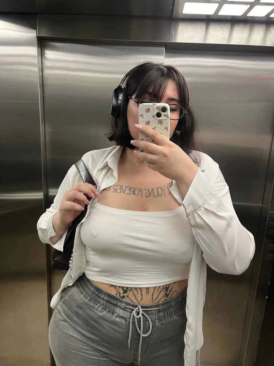XXX Porn Photo of Nude Aworakam69 5