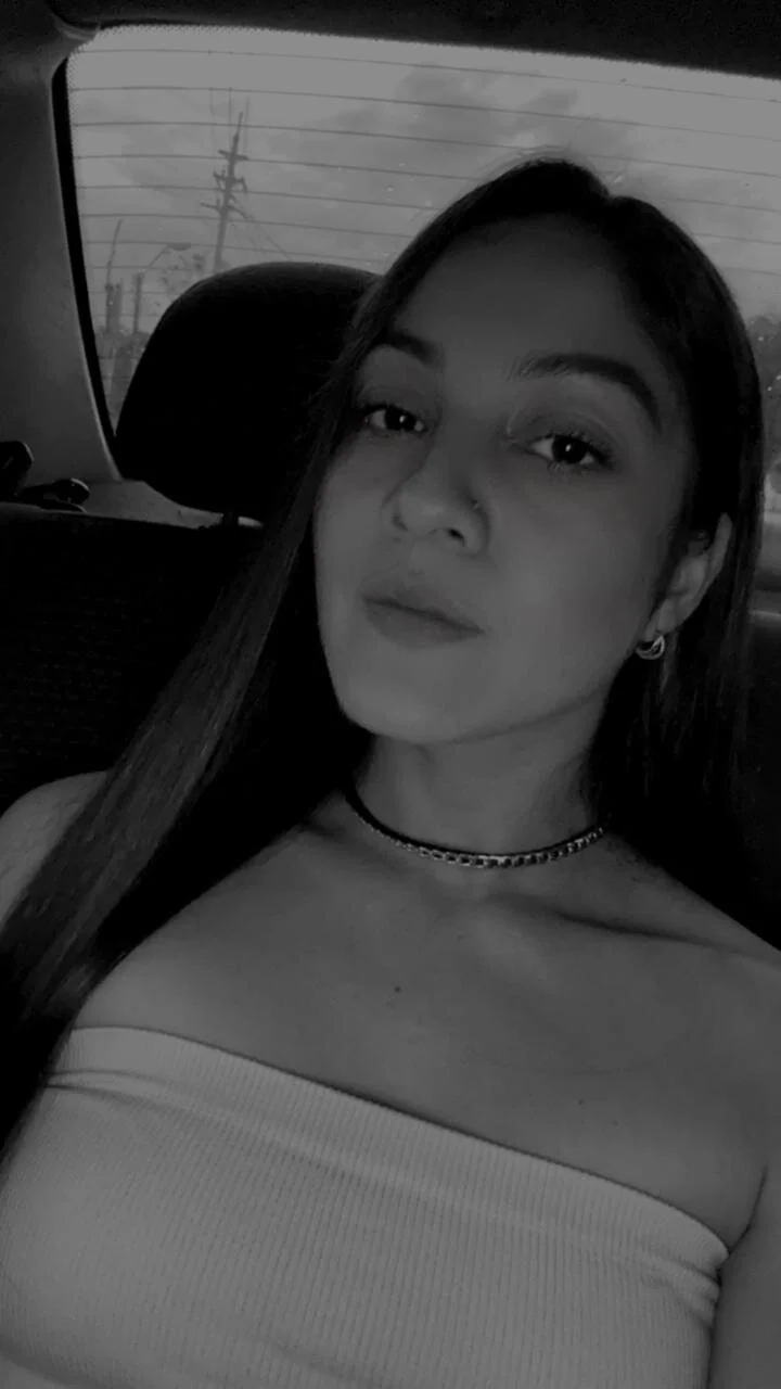 XXX Porn Photo of Nude sweet_sara2 4