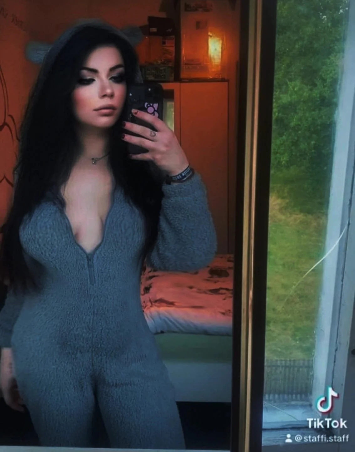 XXX Porn Photo of Nude VWMommy 2