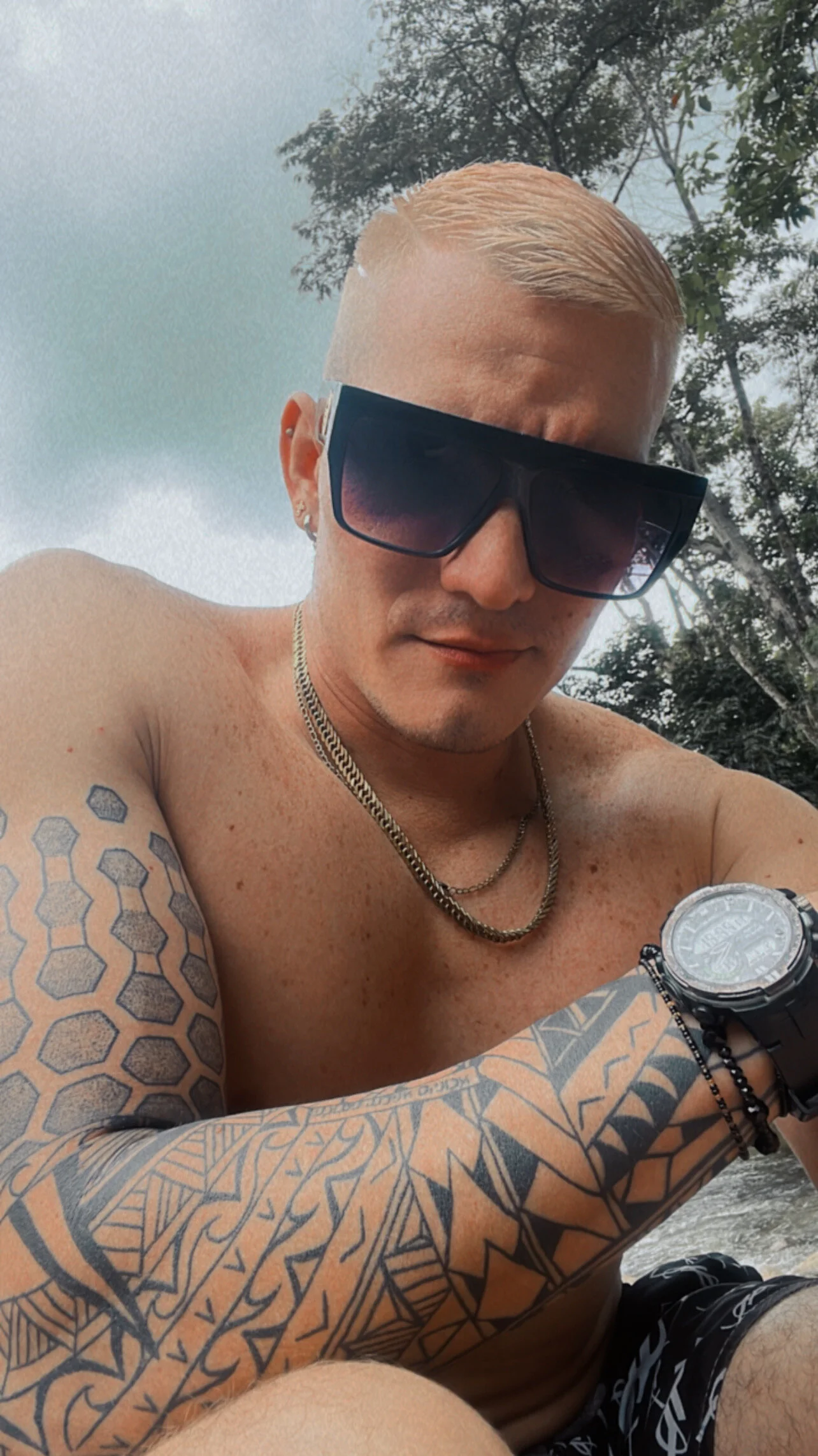 XXX Porn Photo of Nude Dixonykaty 15