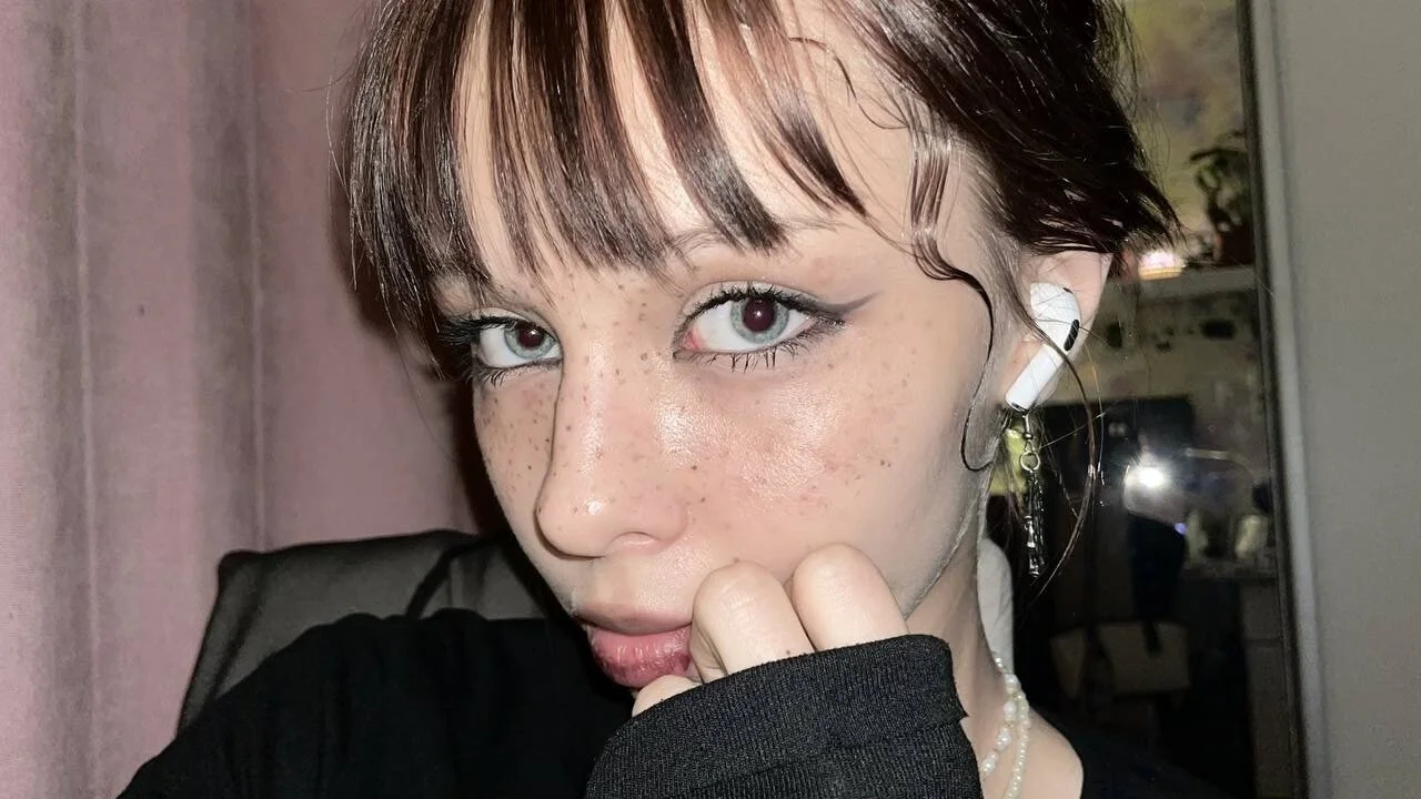 XXX Porn Photo of Nude VikkiBevard 1