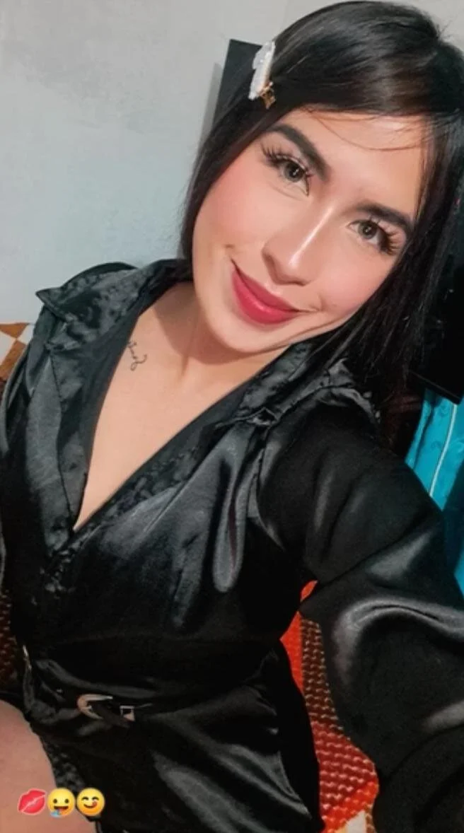 XXX Porn Photo of Nude aishazaenmar 5