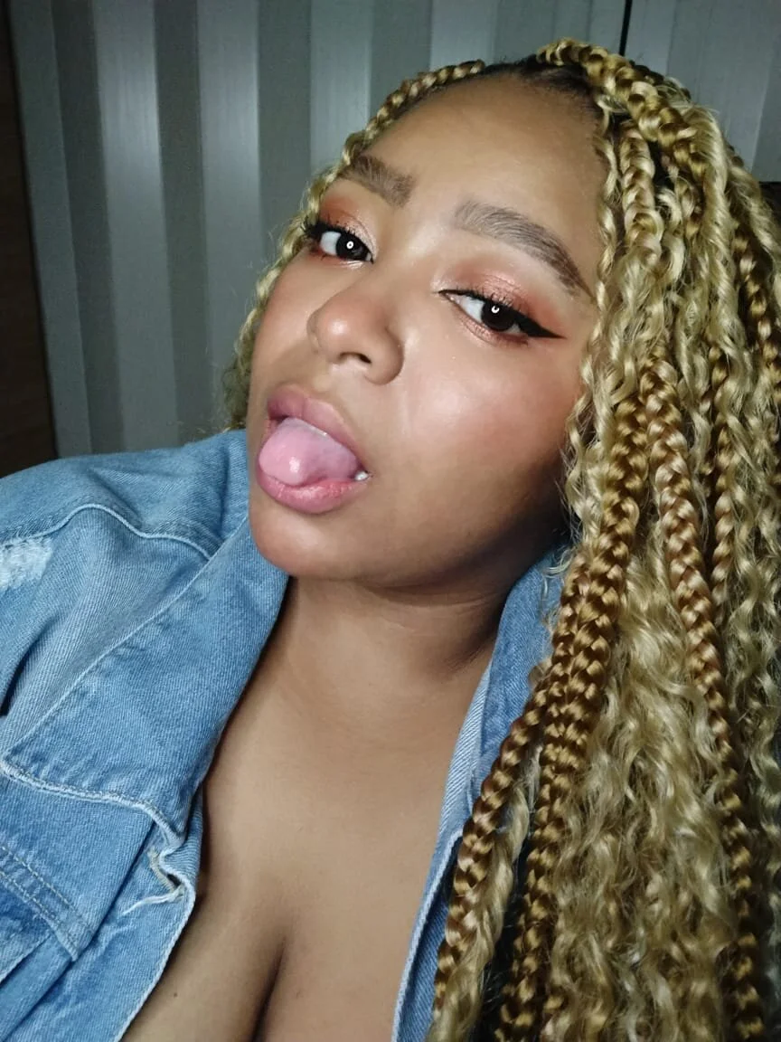XXX Porn Photo of Nude Fenty_melo 4