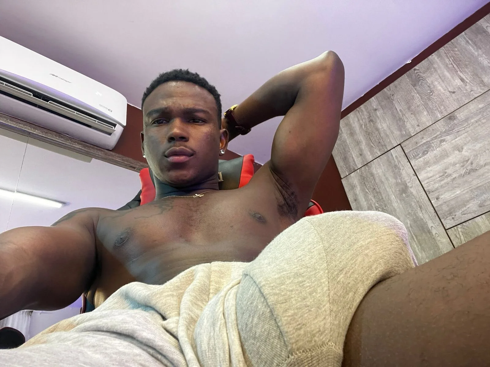XXX Porn Photo of Nude Troykhalil 8
