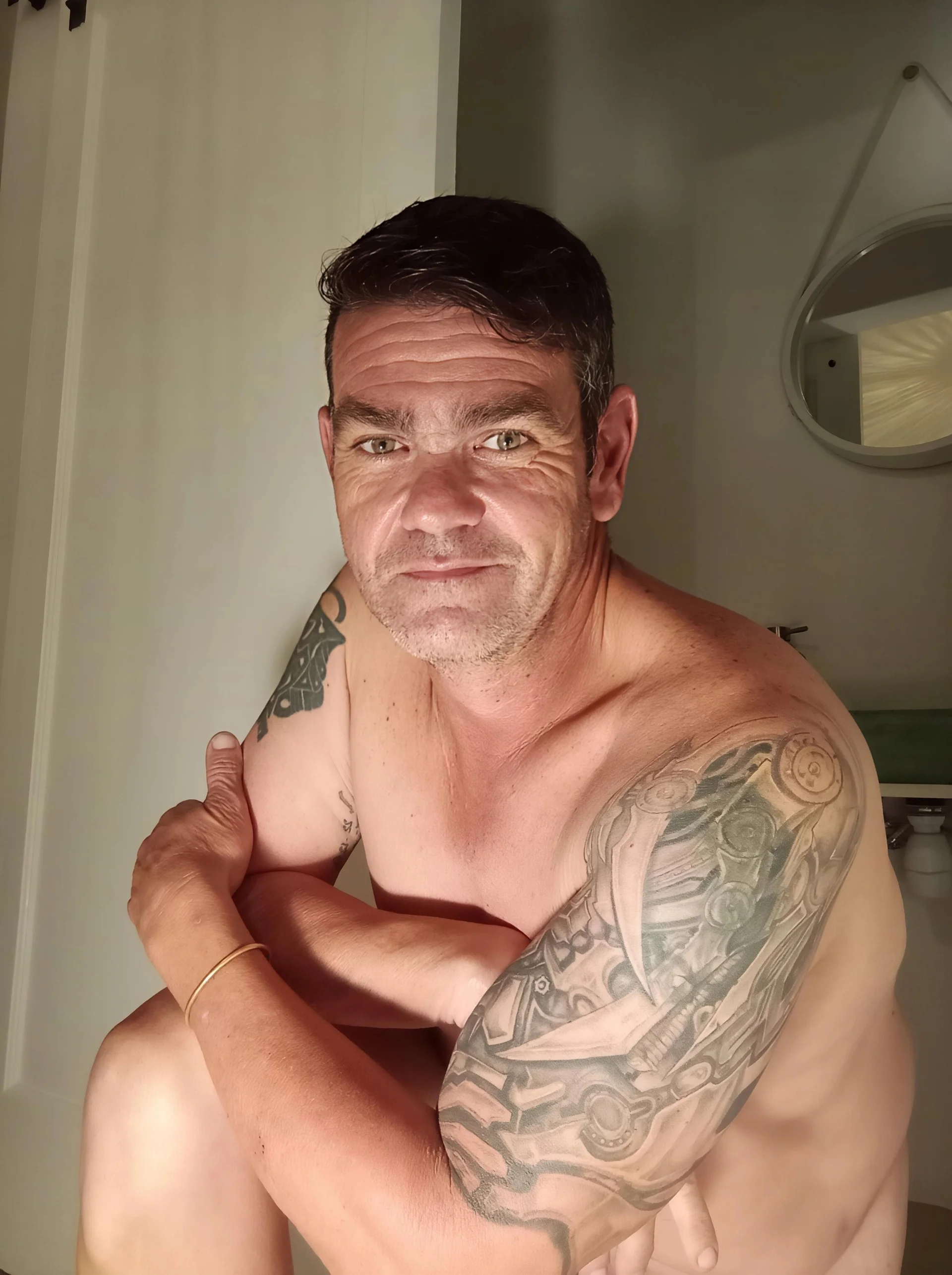 XXX Porn Photo of Nude 007muffdive 1