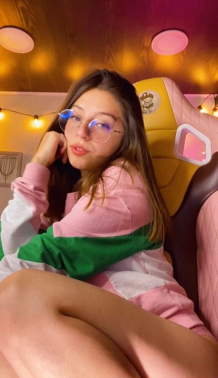XXX Porn Photo of Nude milly_kenner 5