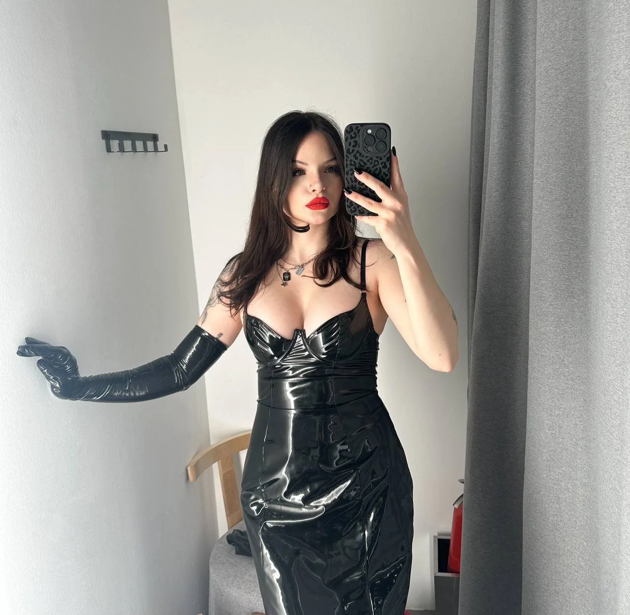 XXX Porn Photo of Nude mistress_anna_dame 1