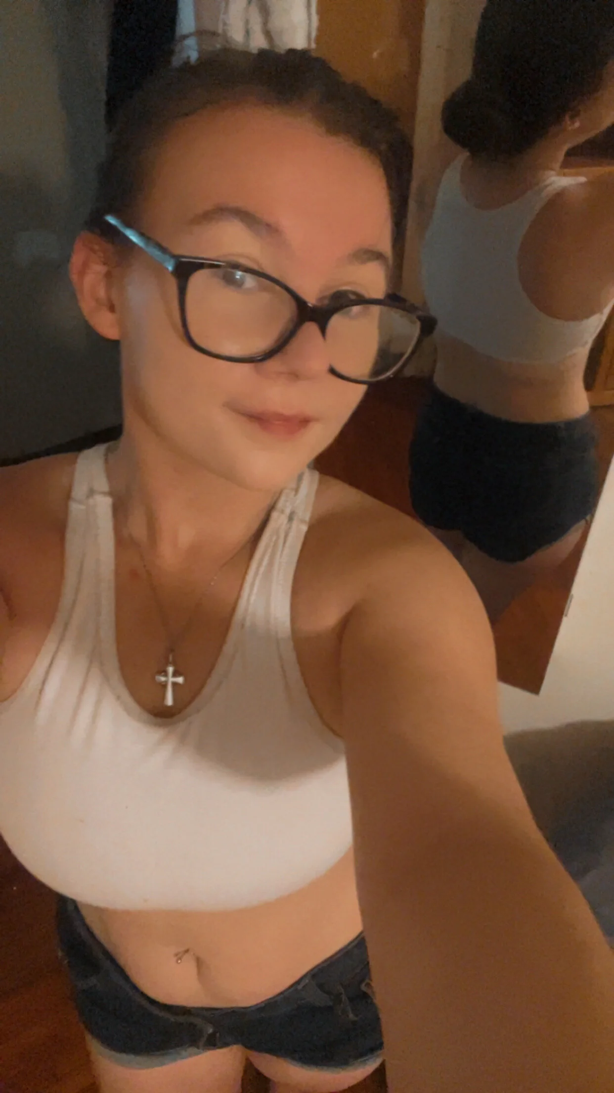 XXX Porn Photo of Nude amiralily9 3