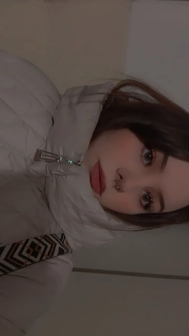XXX Porn Photo of Nude Kimberly_Charm 4