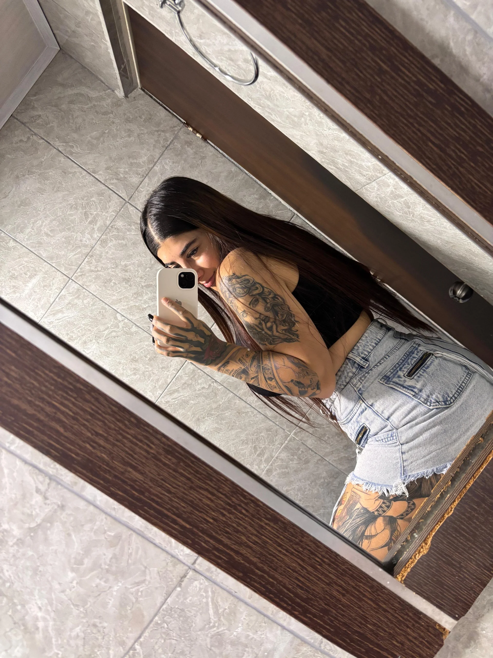 XXX Porn Photo of Nude Emily_Owens1 1