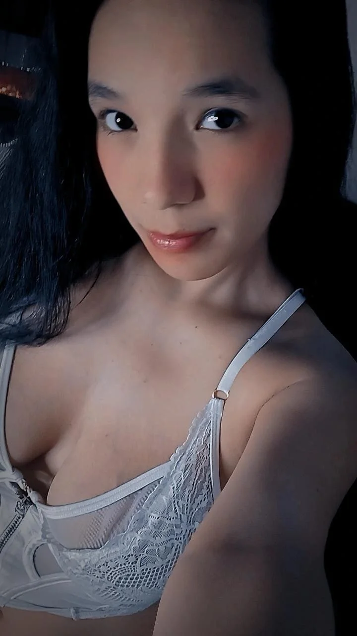 XXX Porn Photo of Nude LuciaMoretti_ 6