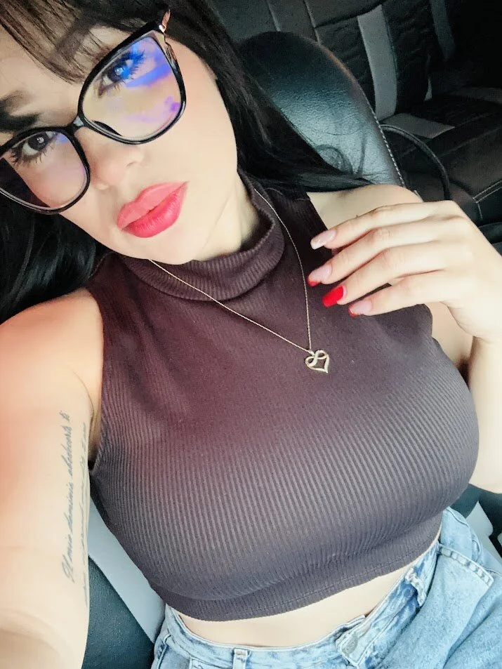 XXX Porn Photo of Nude sarascottt 1