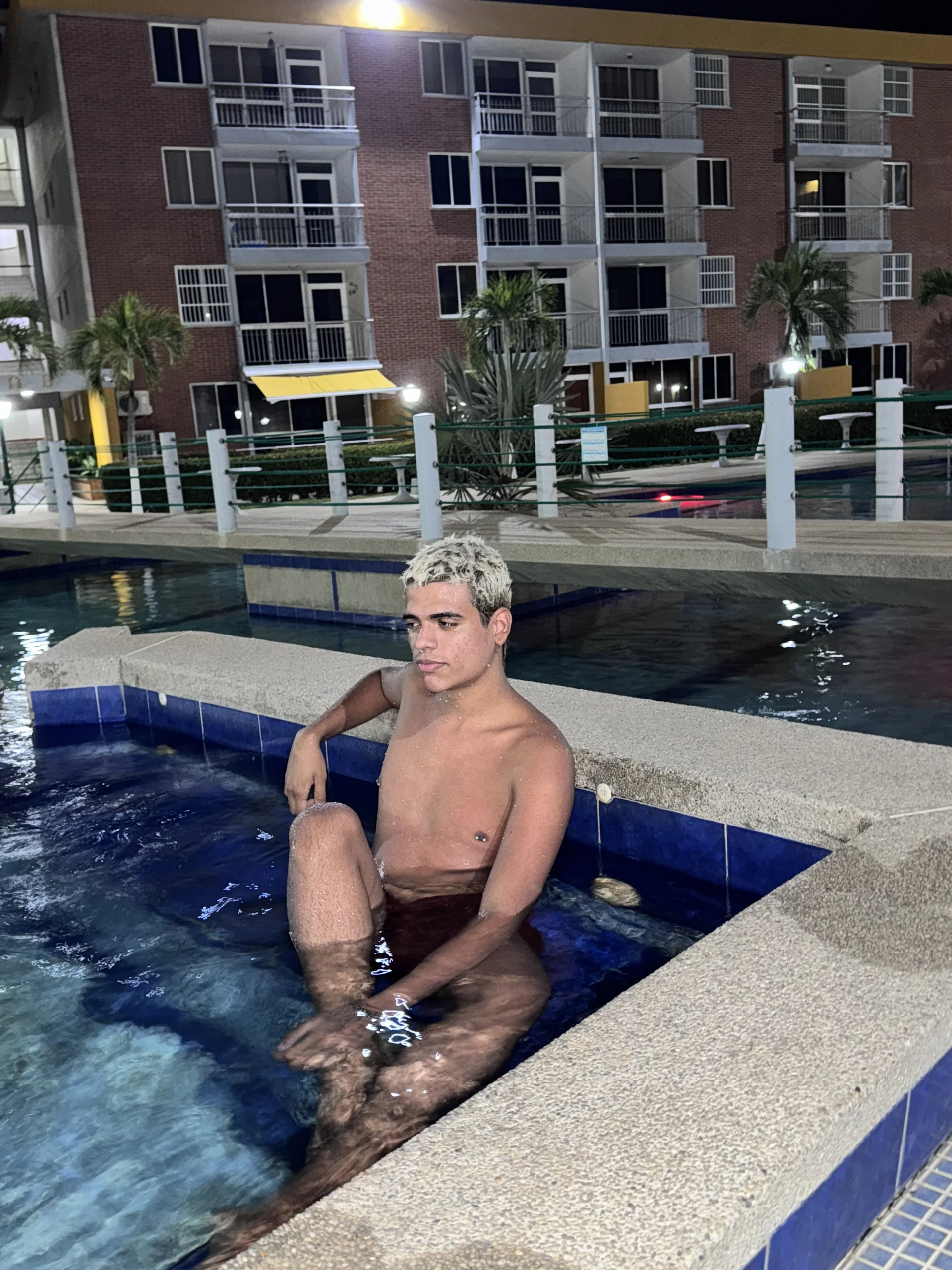 XXX Porn Photo of Nude PrincesLeo 18