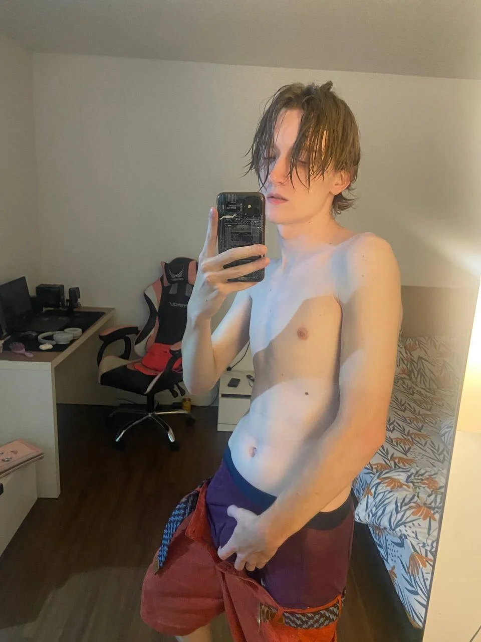 XXX Porn Photo of Nude KellyTwink 4