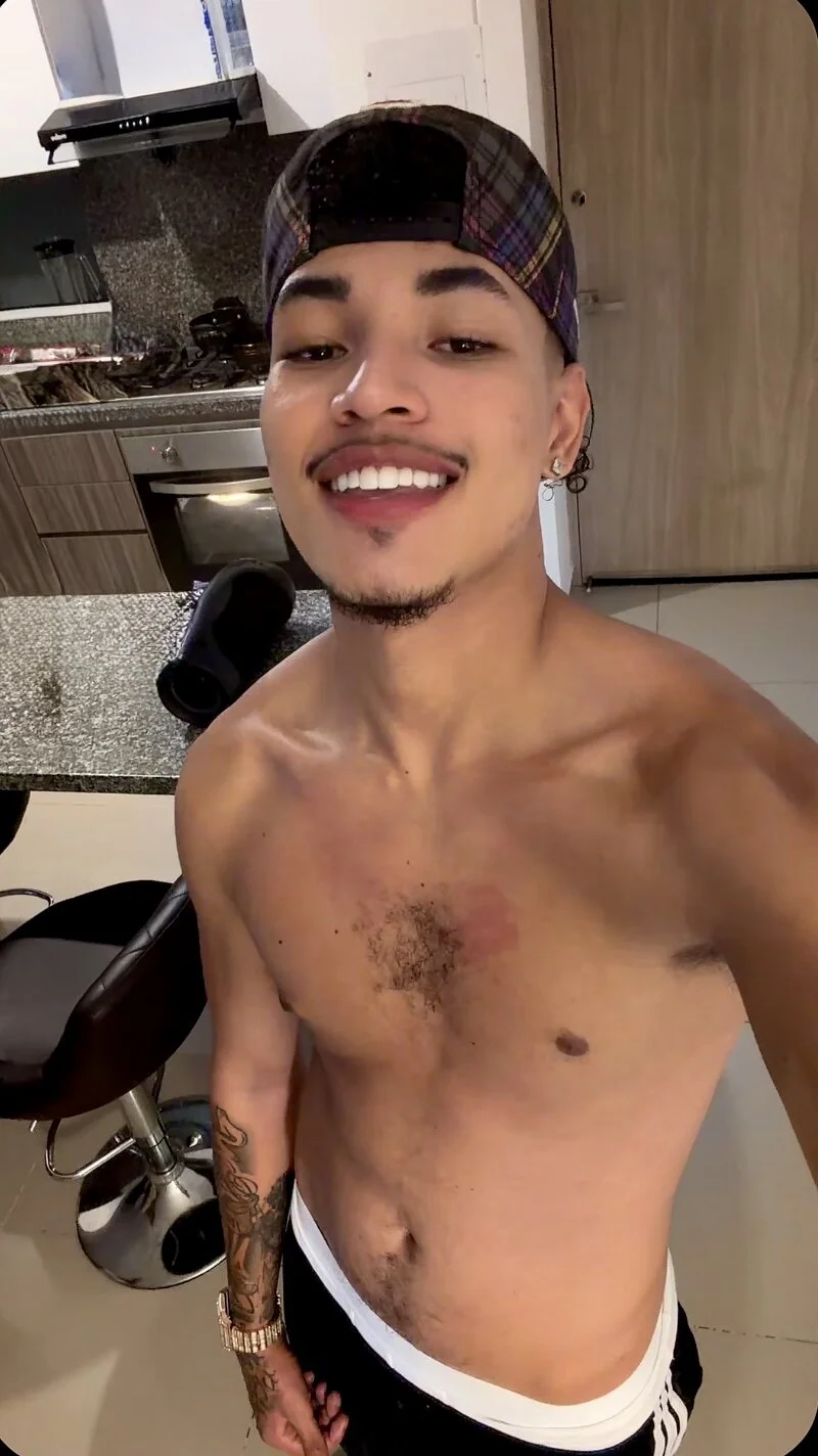 XXX Porn Photo of Nude Ian_and_Noah 15