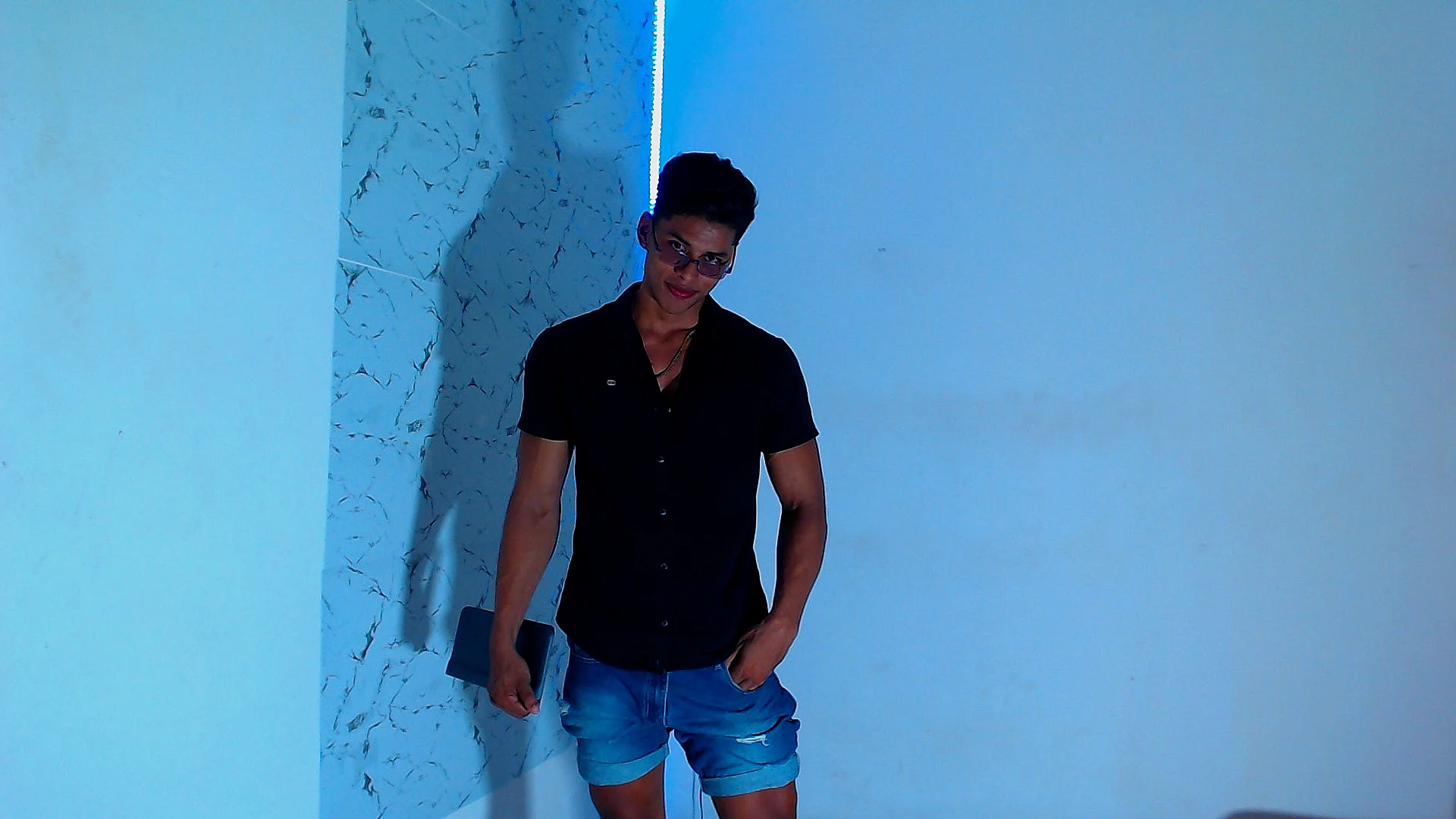 XXX Porn Photo of Nude ken__owens 99