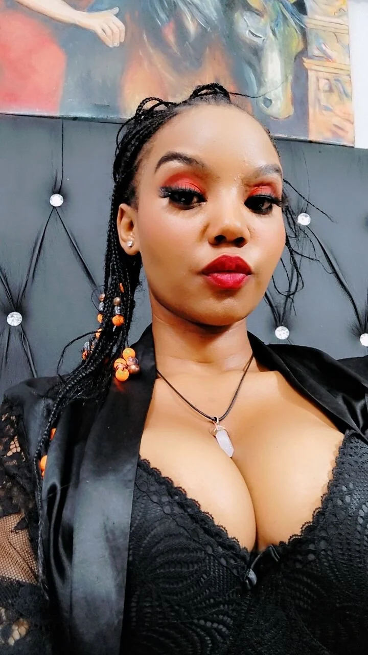 XXX Porn Photo of Nude Spotty_Coochie 20