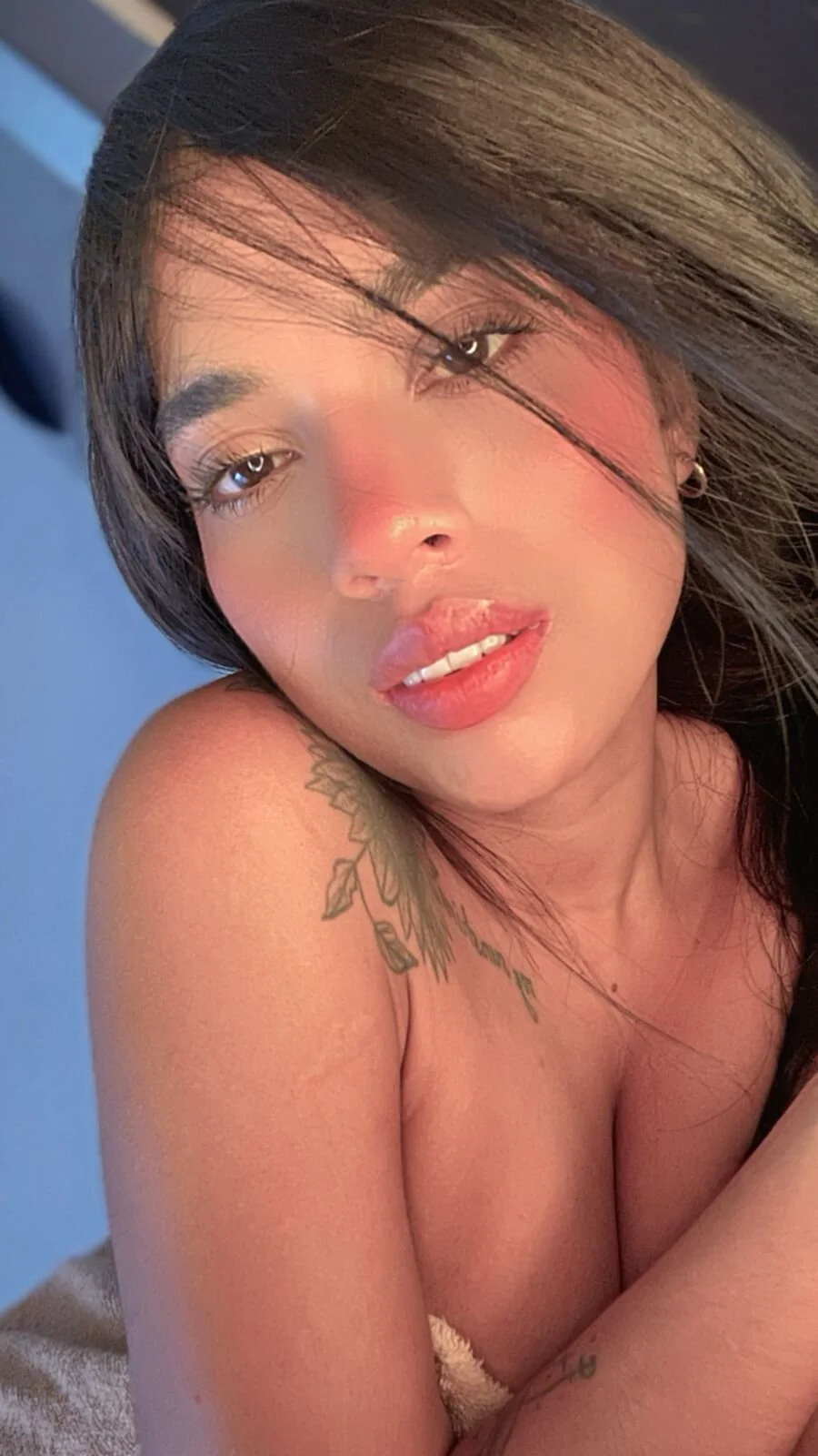 XXX Porn Photo of Nude carol_69 2