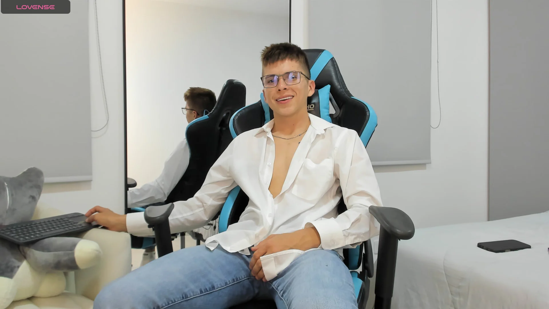 XXX Porn Photo of Nude Daddyrich4u 1