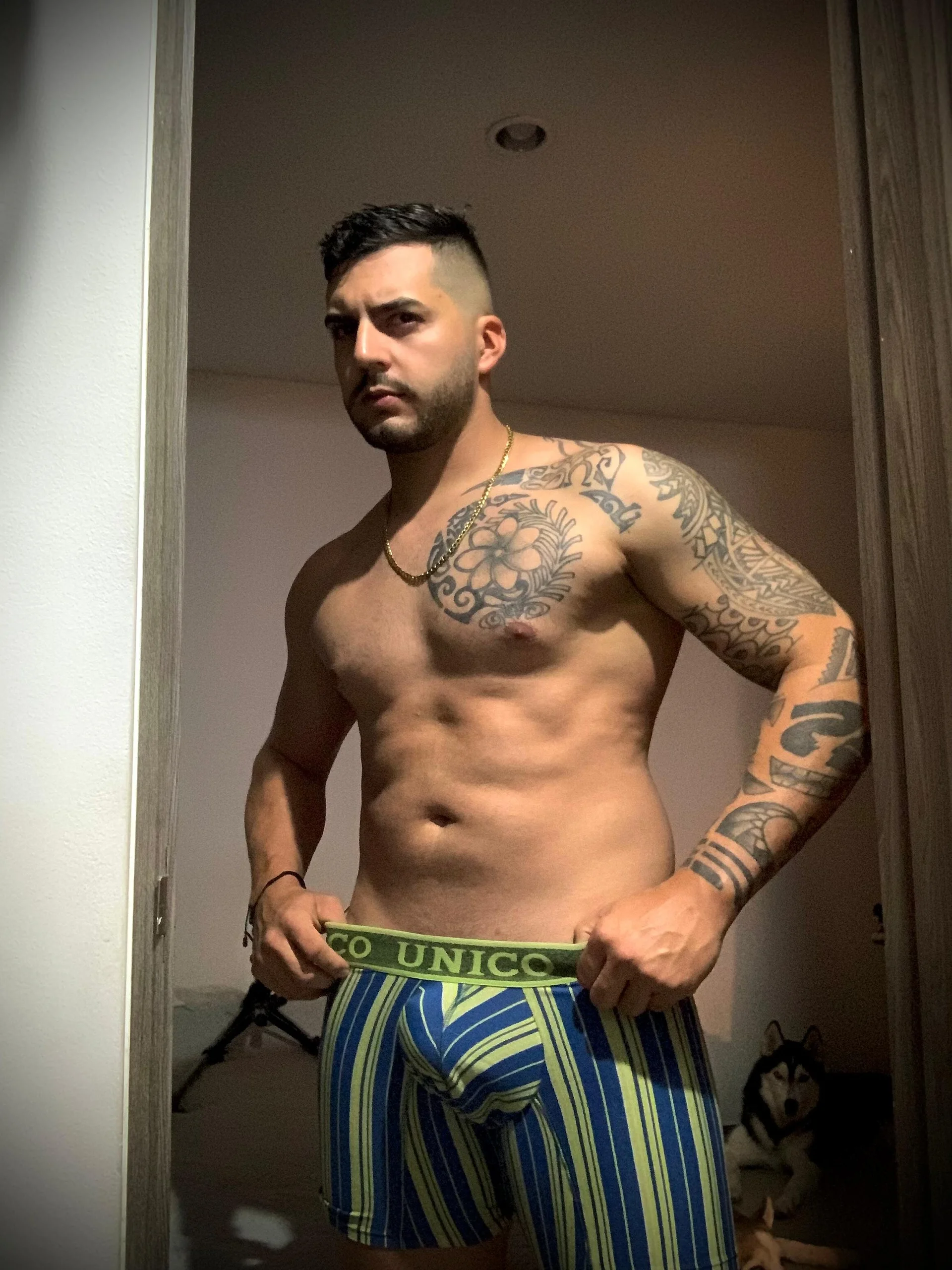 XXX Porn Photo of Nude thomas_gun 3