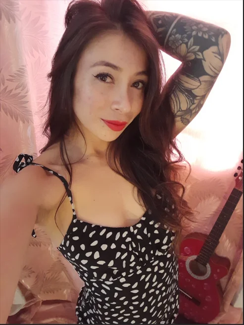 XXX Porn Photo of Nude riley_bensongh 7