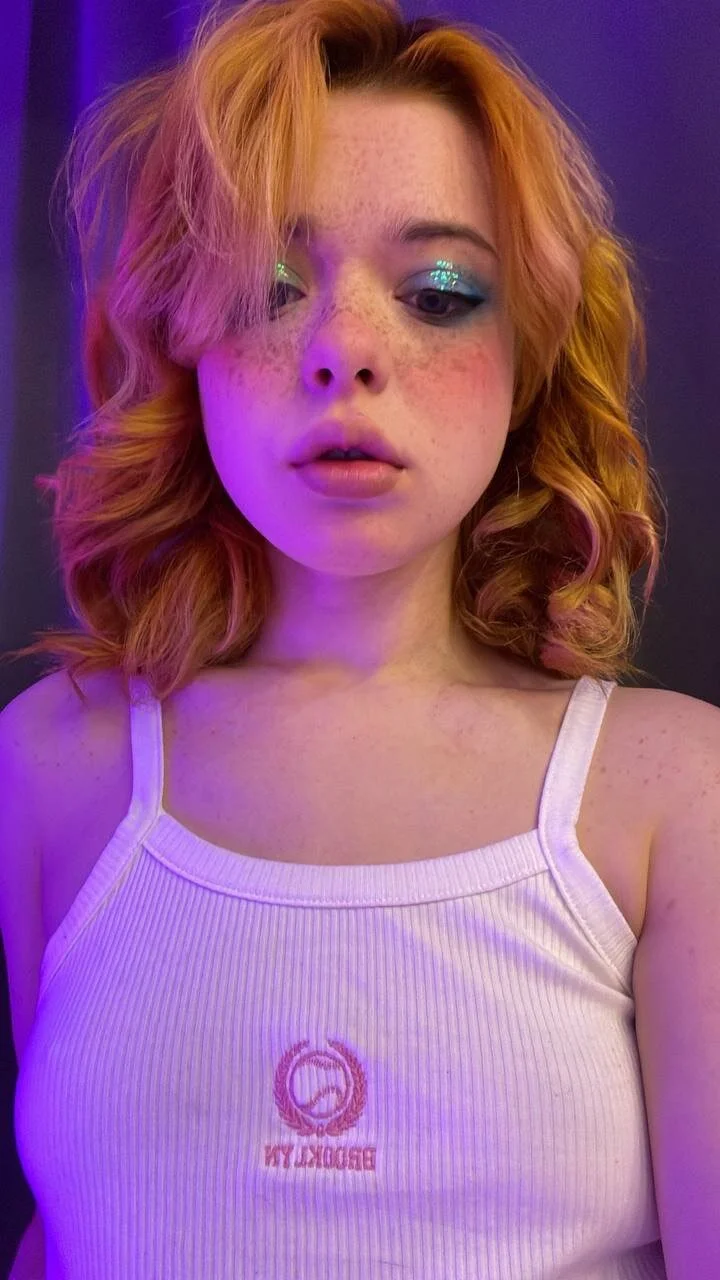 XXX Porn Photo of Nude KatieMelone 8