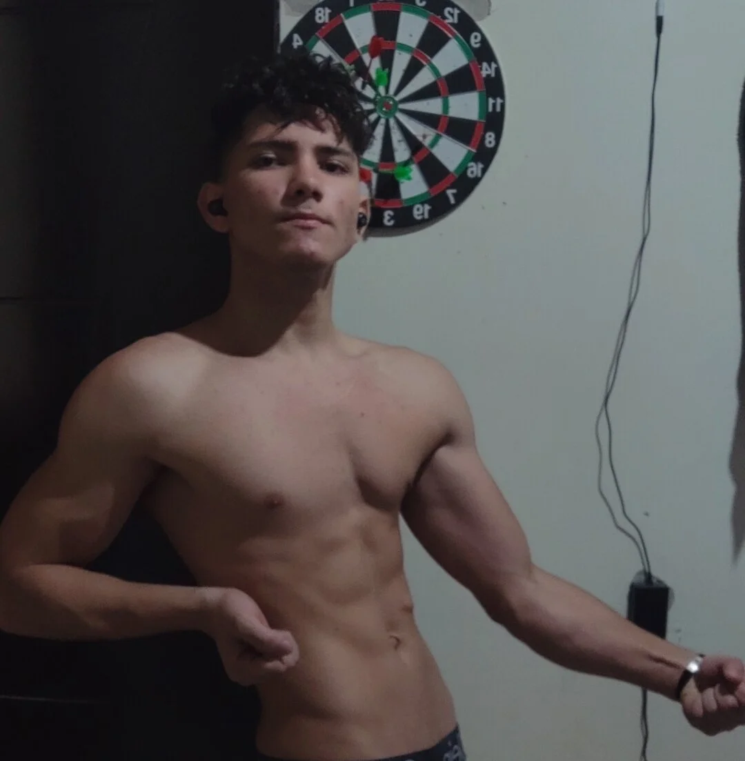 XXX Porn Photo of Nude james_scott18 5