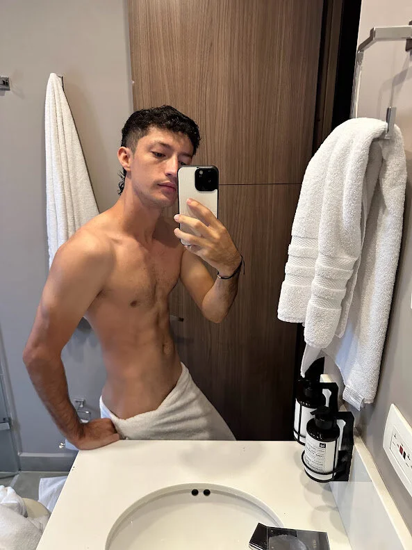 XXX Porn Photo of Nude henry_diiaz 13