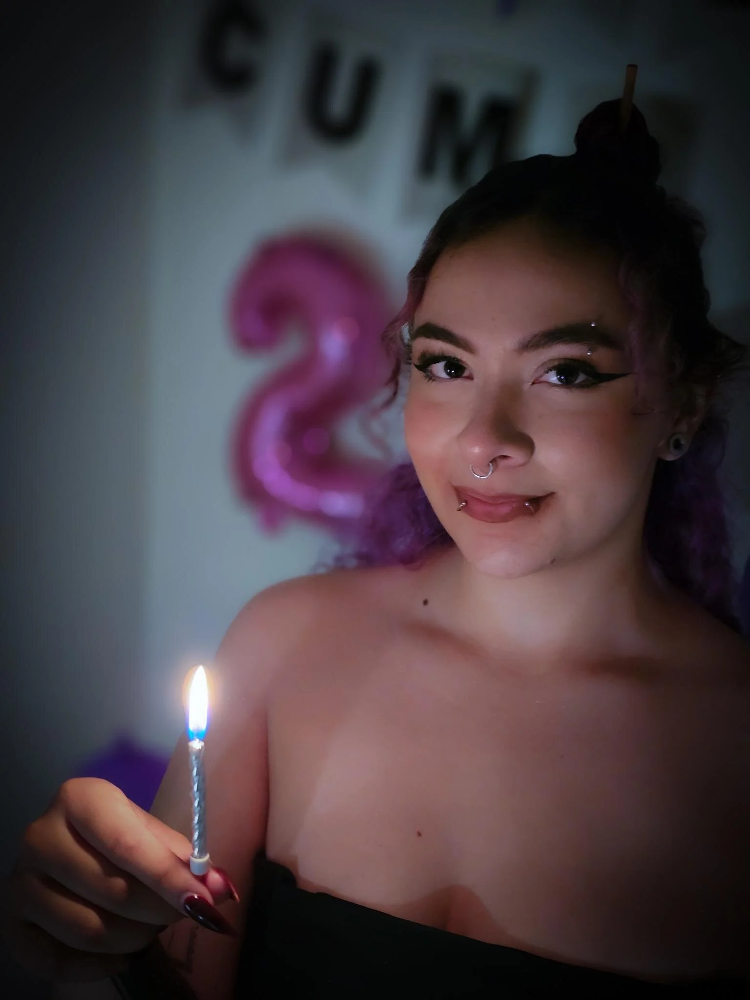 XXX Porn Photo of Nude LoiseHarper 18