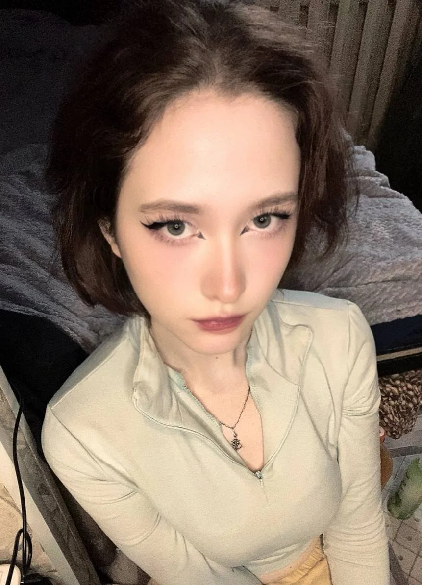 XXX Porn Photo of Nude HoneyPetite 3