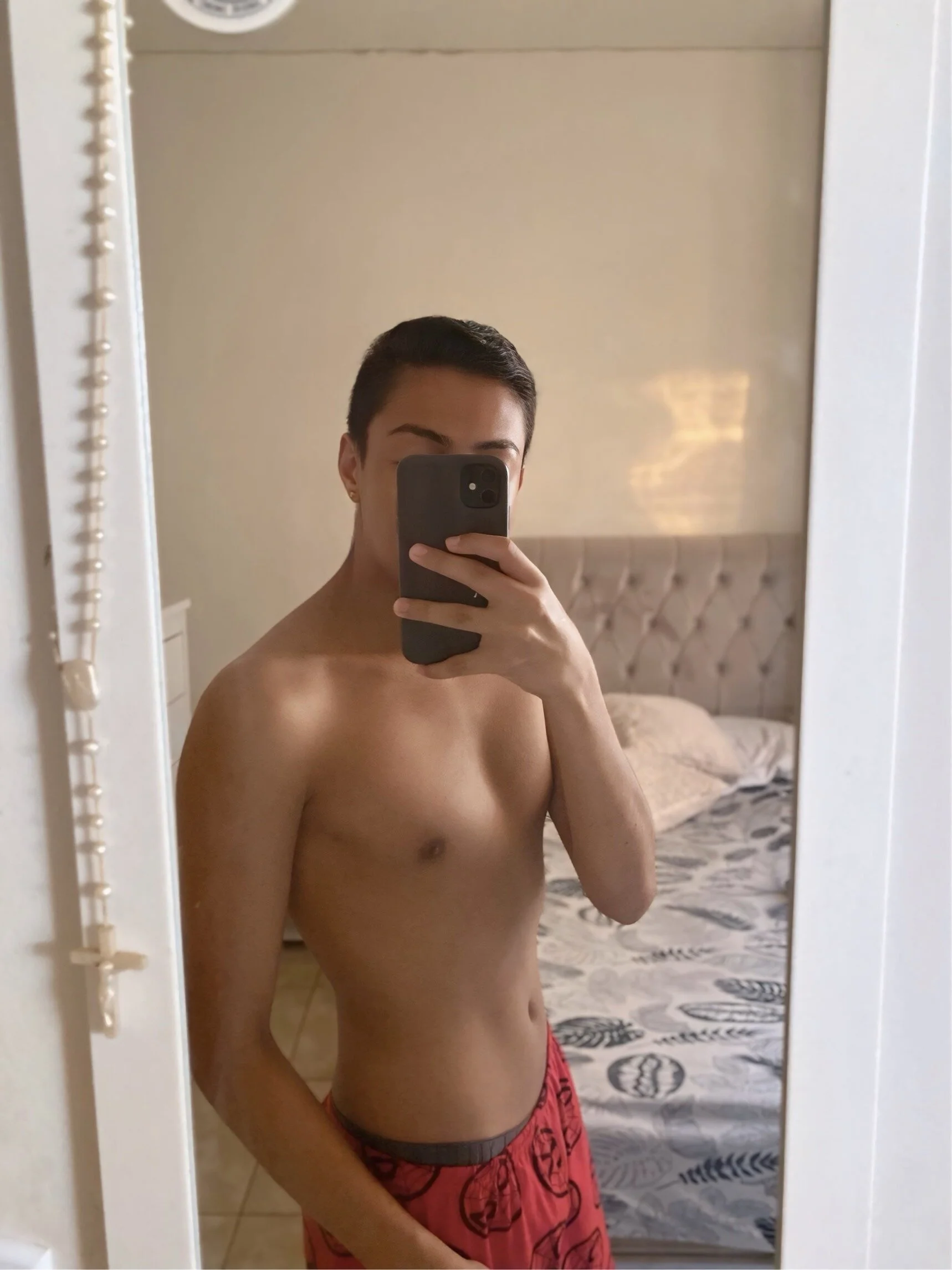 XXX Porn Photo of Nude NovinhoVersatil_ 1