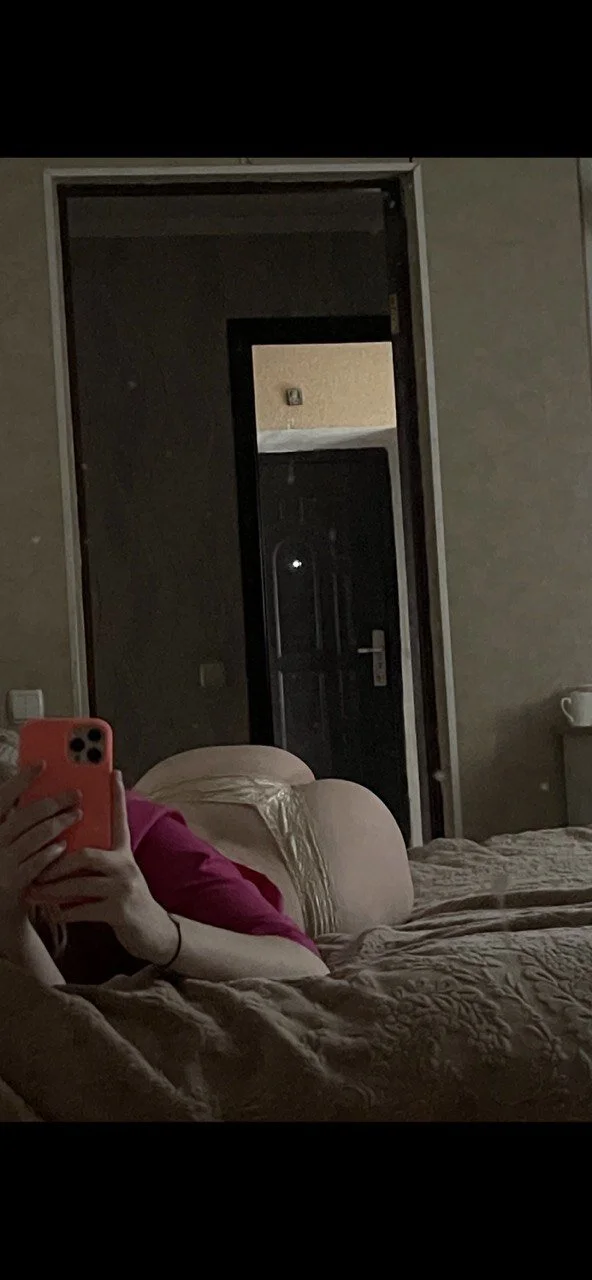 XXX Porn Photo of Nude gulinight 11