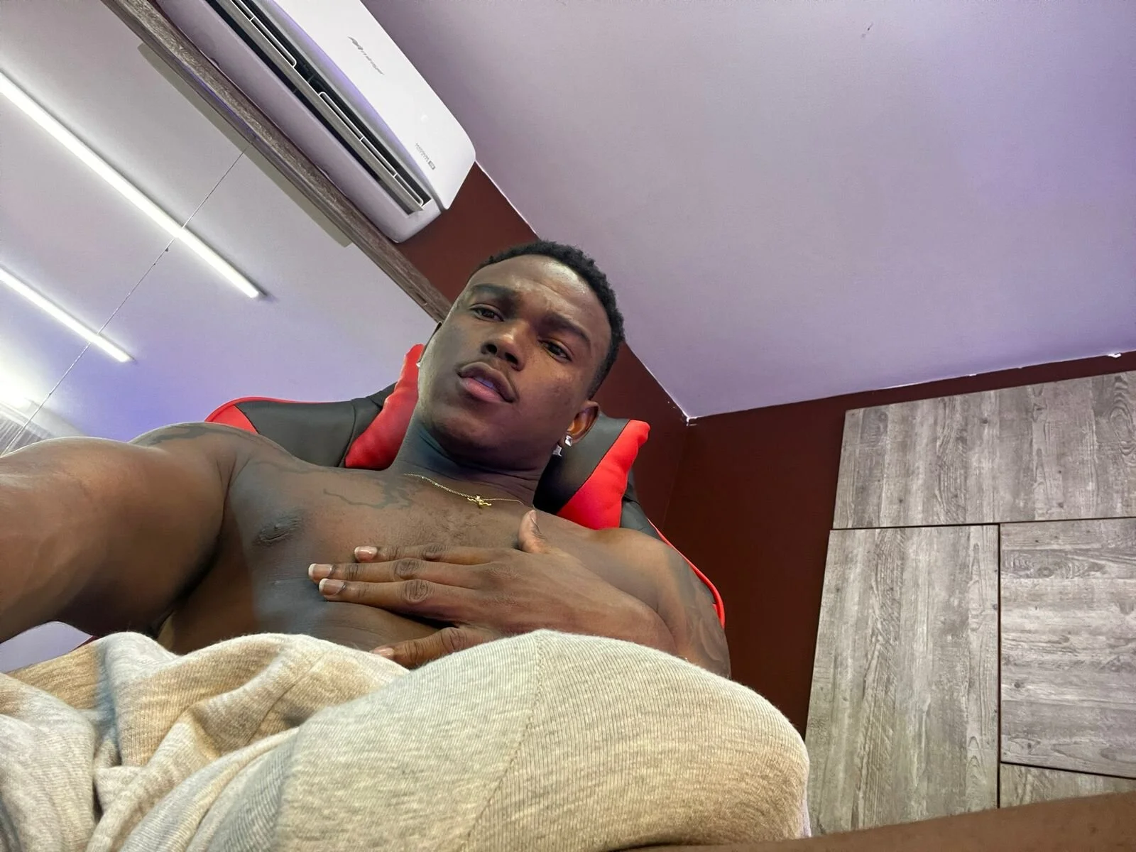 XXX Porn Photo of Nude Troykhalil 7