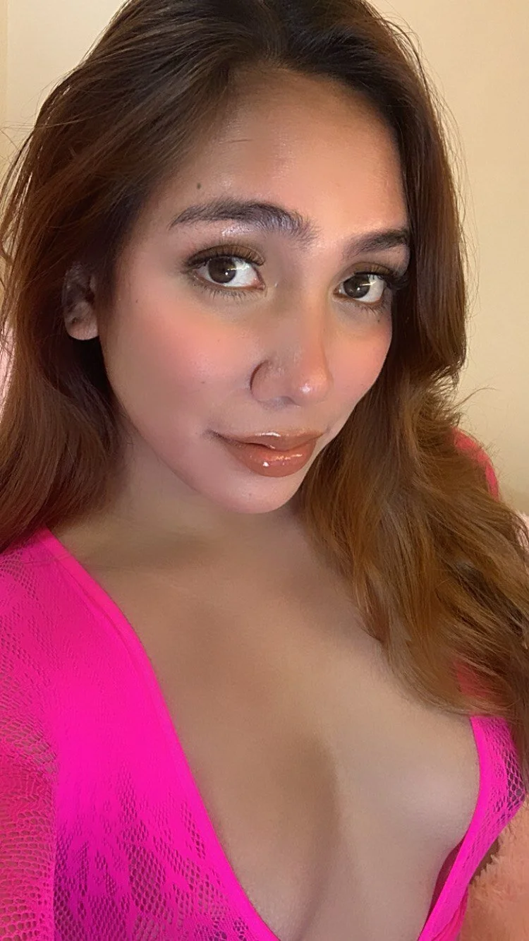 XXX Porn Photo of Nude ur_seductivelaura 6