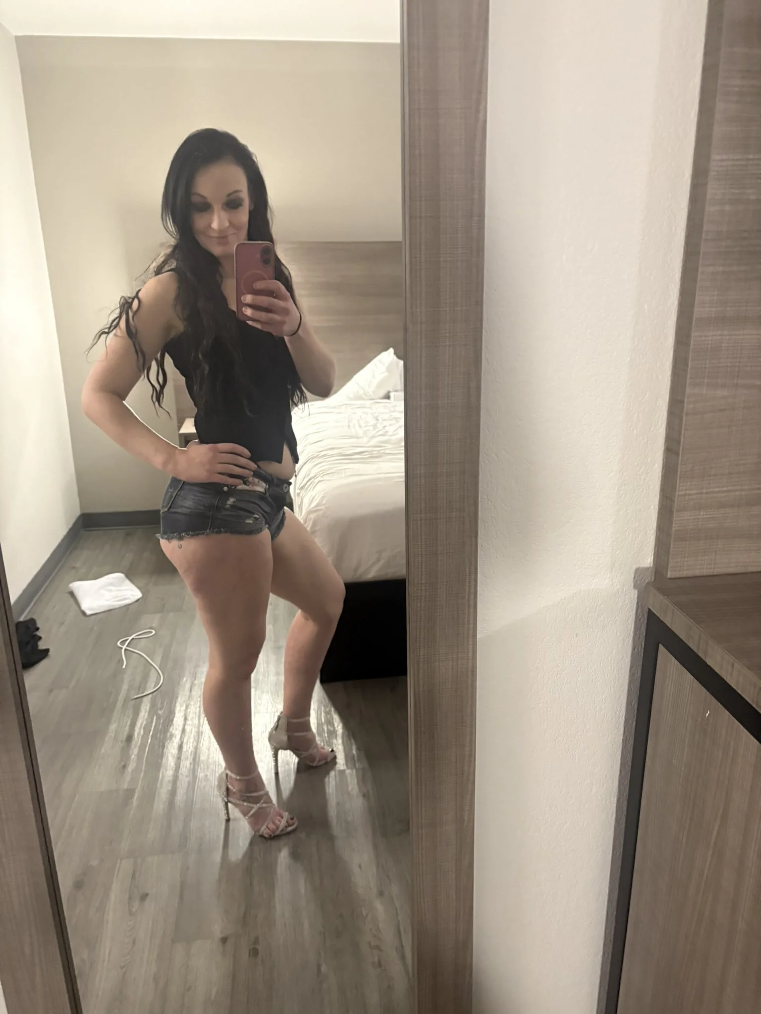 XXX Porn Photo of Nude KarmaBlayzeXO 1