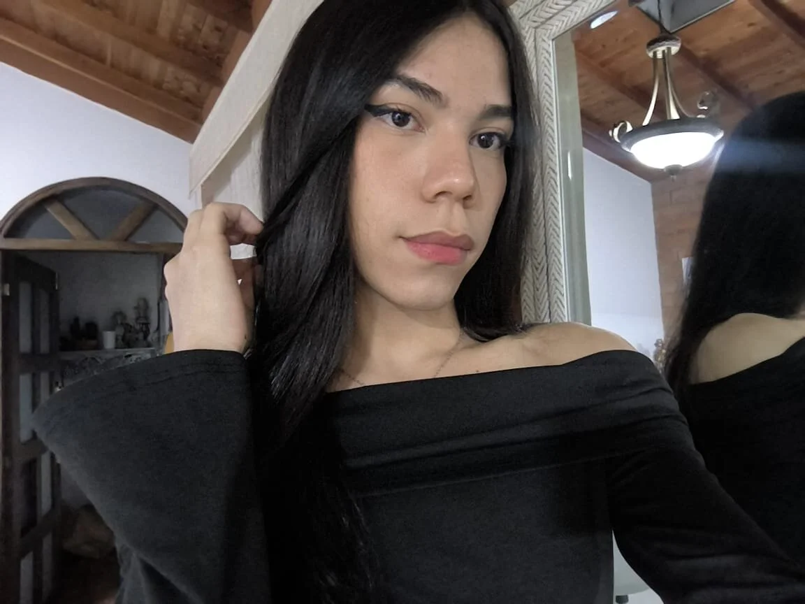 XXX Porn Photo of Nude Sara_cutie_ 2
