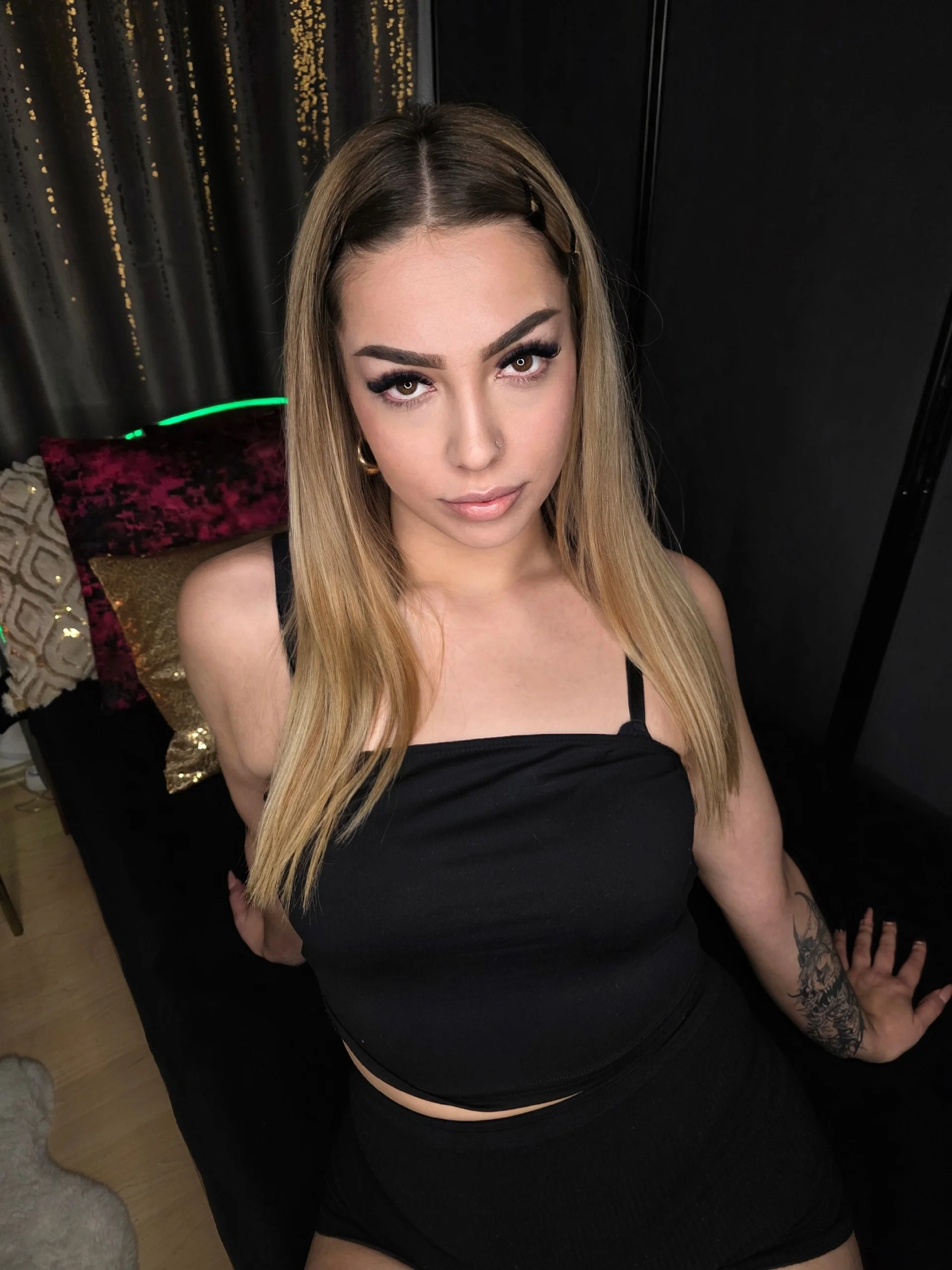 XXX Porn Photo of Nude ZarasPlayground 8