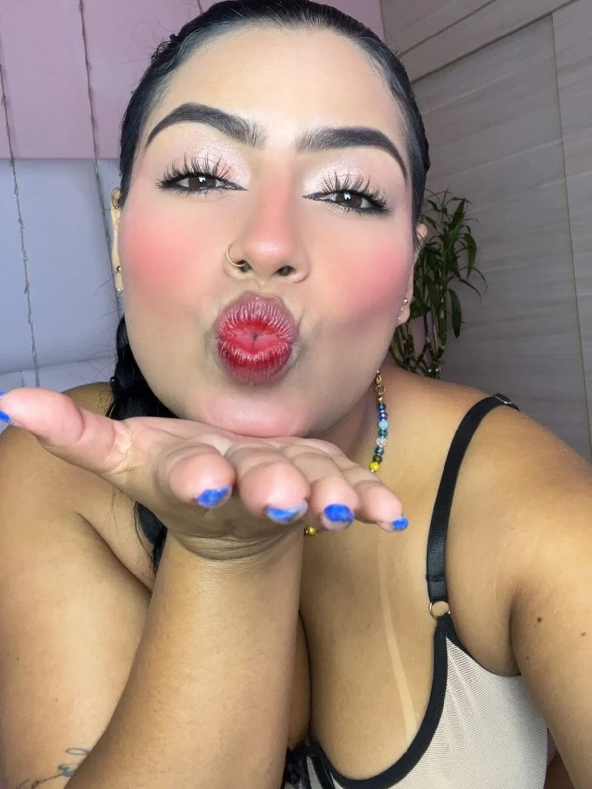 XXX Porn Photo of Nude kiana_cream 749