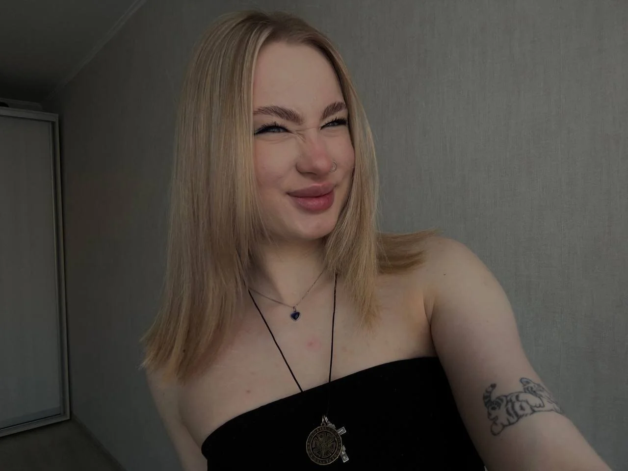 XXX Porn Photo of Nude Linda_Bliss 2