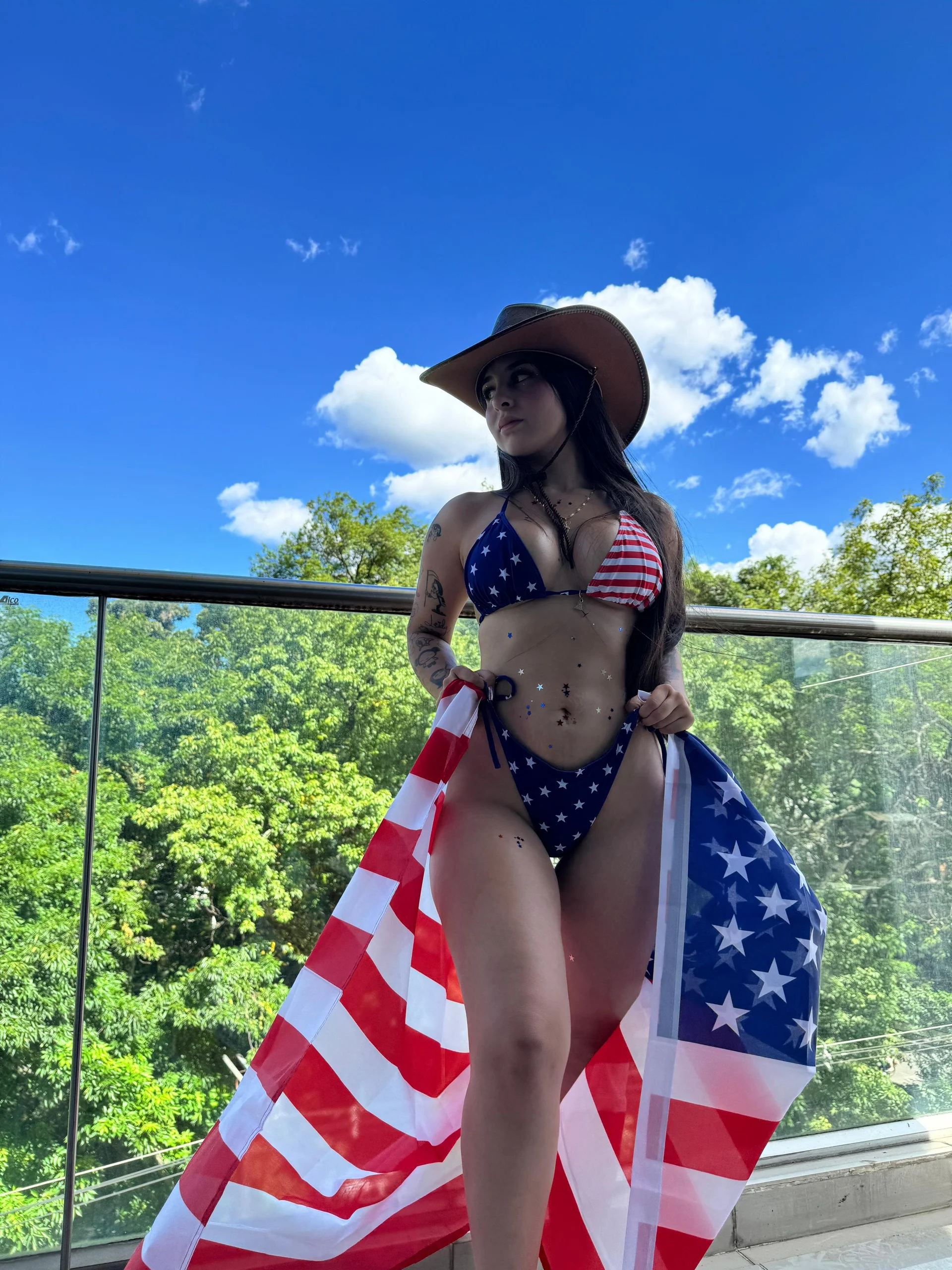 XXX Porn Photo of Nude roxannegomez 166