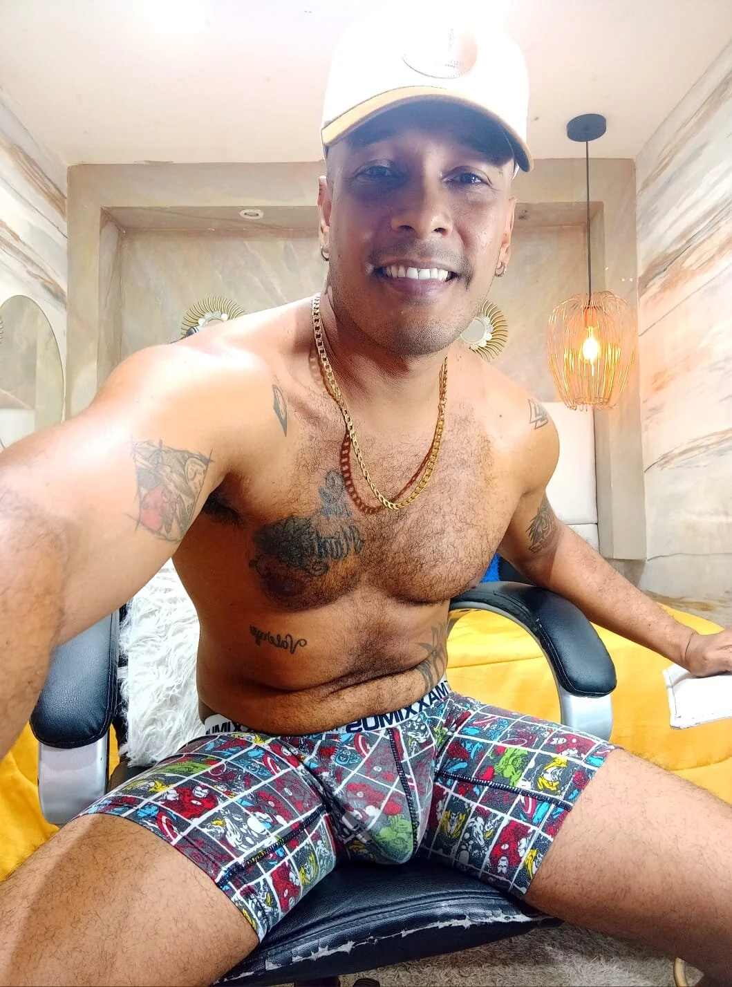 XXX Porn Photo of Nude liam_howard 22