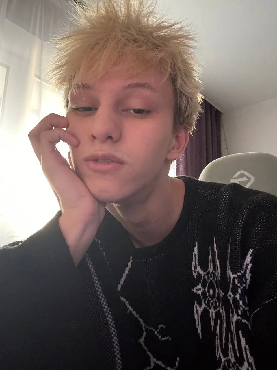 XXX Porn Photo of Nude Ostin_meow 2